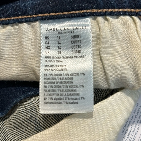 AMERICAN EAGLE Sz 14S High Rise Exposed Button Fly Distressed Jeans NEW - Picture 12 of 12